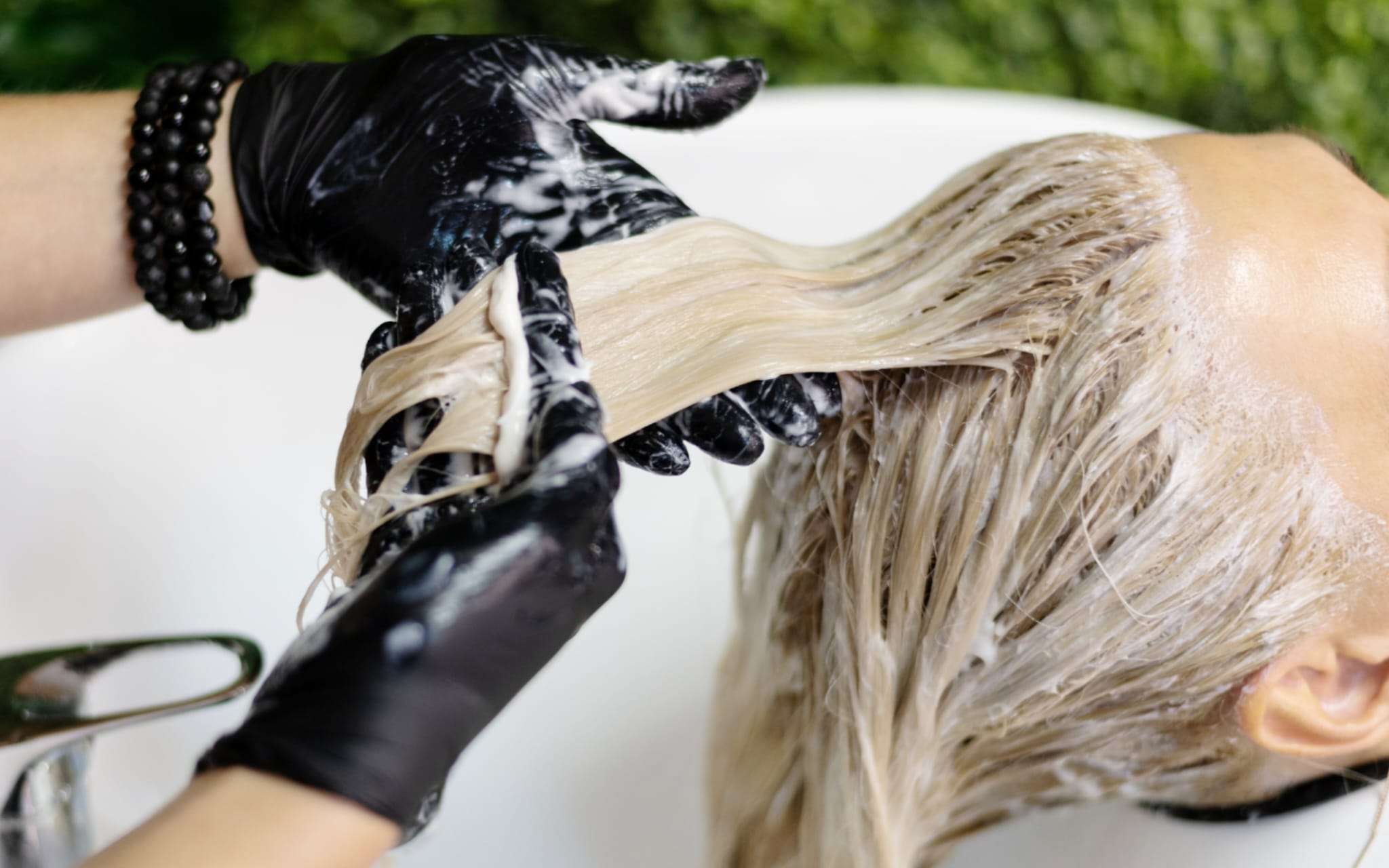 Como teñir las extensiones de cabello